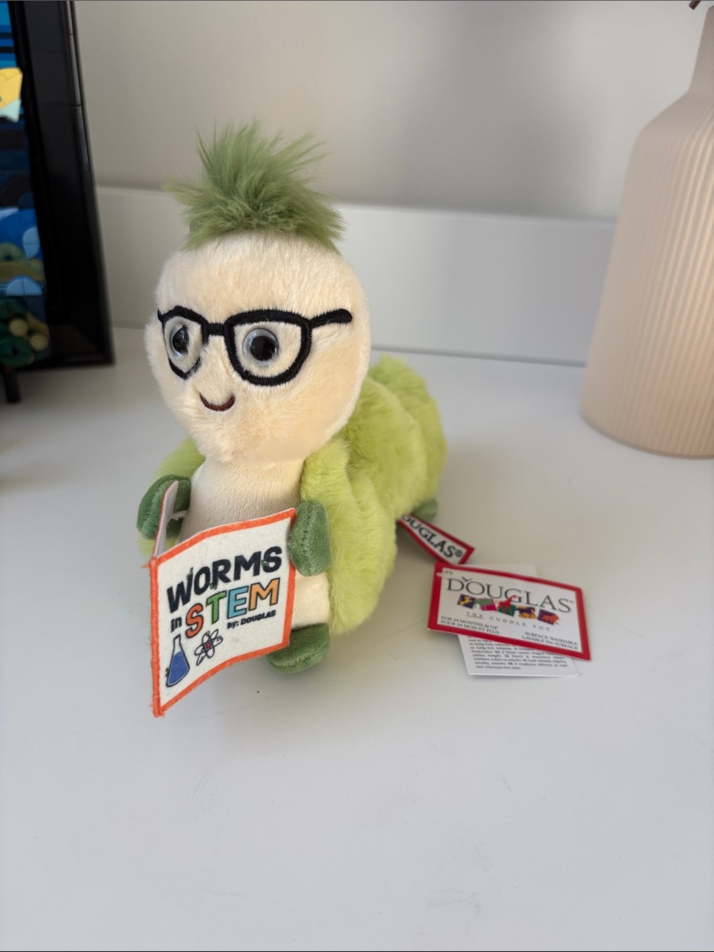 Douglas Plush Reading Worms in STEM Toy - Green and Cream